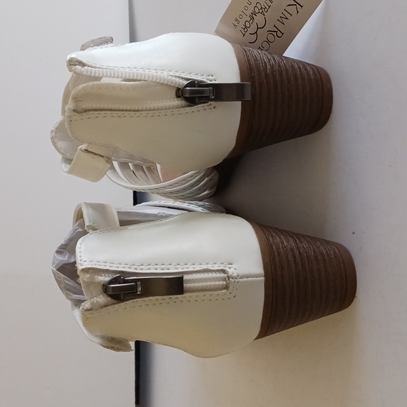 Kim Rodgers White Cresta ultra comfort sandals - Picture 9 of 13